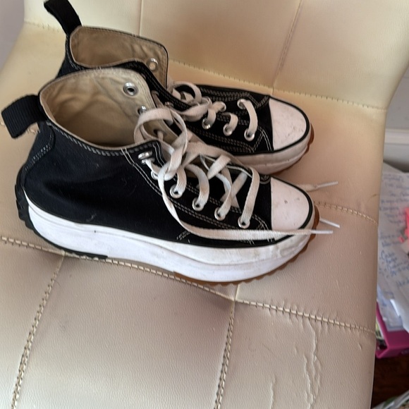 Converse - Chuck Taylor Boot Sneaker - Picture 4 of 7